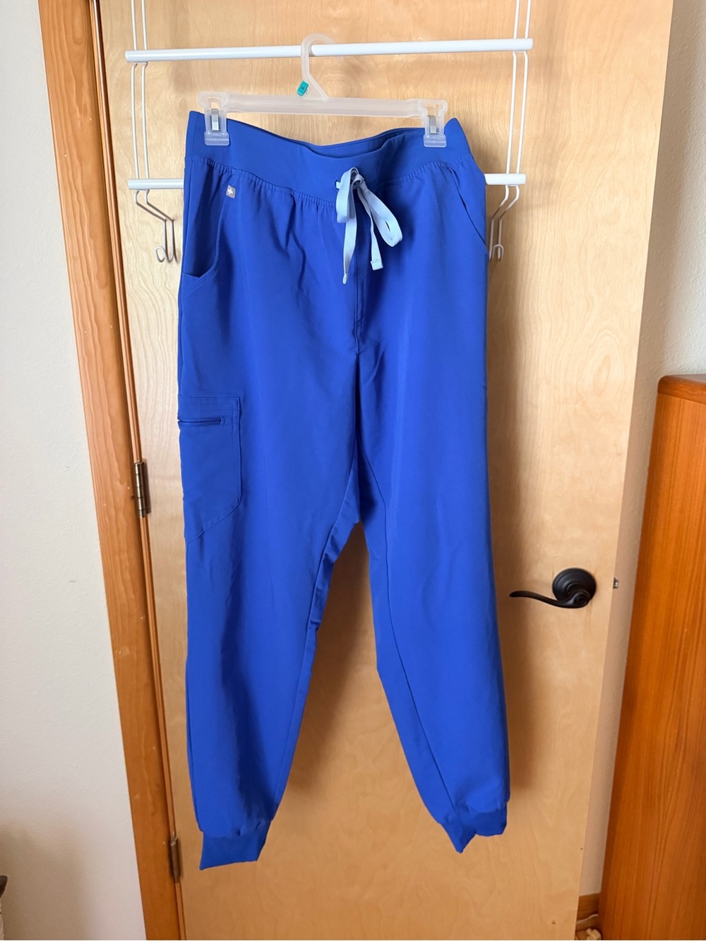 FIGS Zamora Royal Blue Drawstring Jogger Scrub Pants, size Tall Large